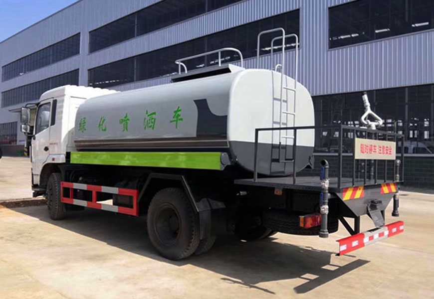 Dongfeng Furika F7 New Model 9.2 Cubic Meter Water Sprinkler Truck (National VI Emission Standard)